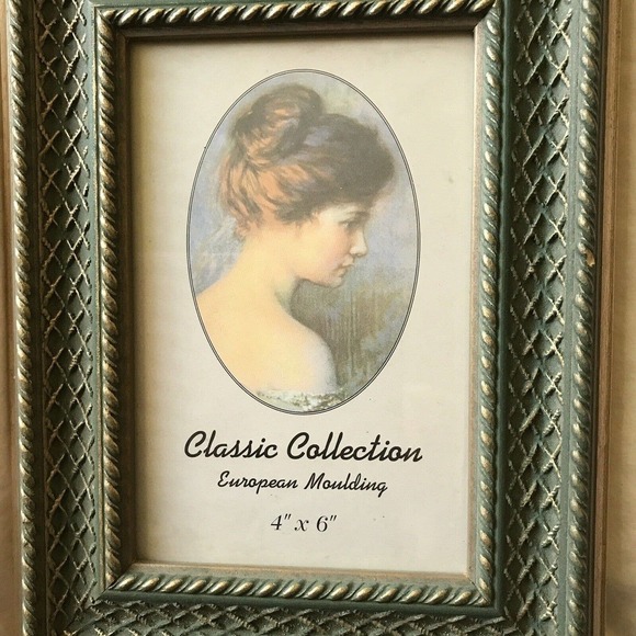 Classic Collection European Moulding 8.5”X6.5” Single Photo 4"X6" Pre-Owned - Picture 3 of 7